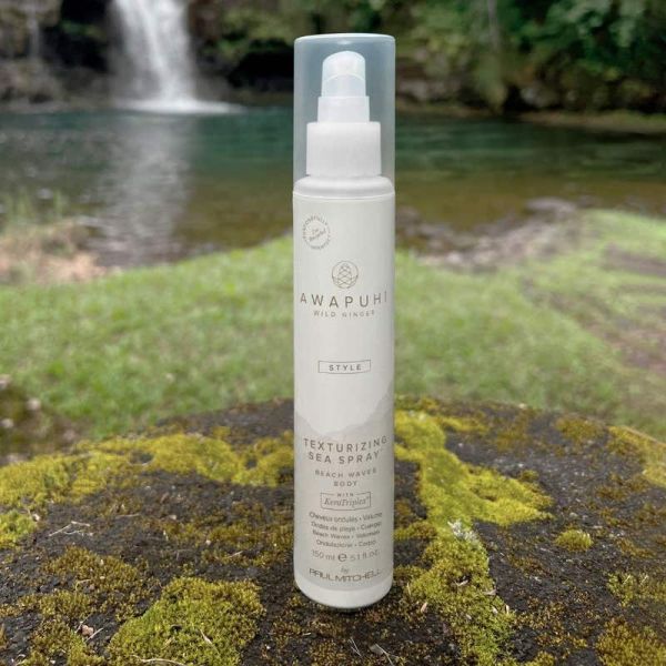 Awapuhi Wild Ginger Texturizing Sea Spray - Image 3